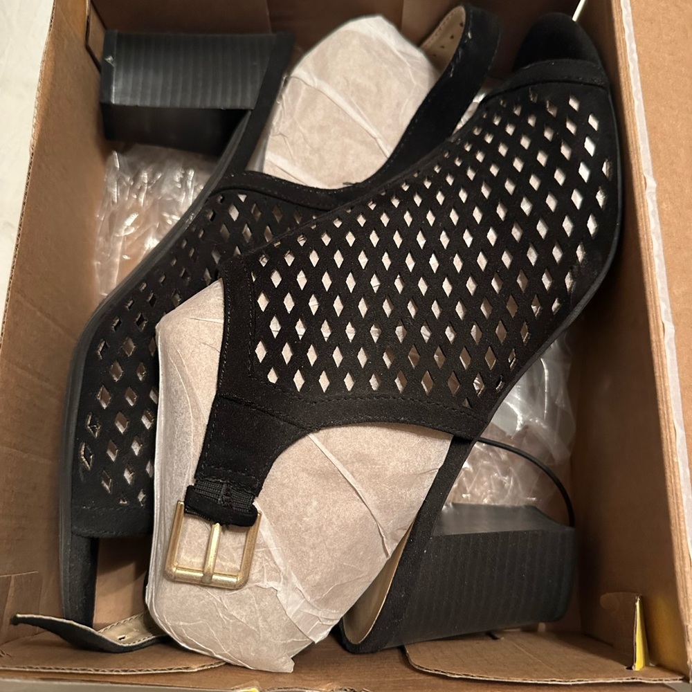 LC Gemma Black Heeled Sandals